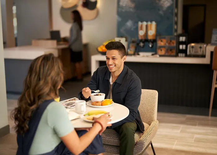 Hotel Atwell Worth - Alliance Area By Ihg 4*